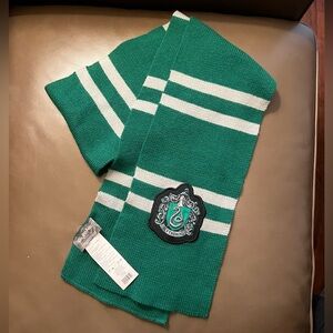 *RARE* Harry Potter Green and White Slytherin Scarf
